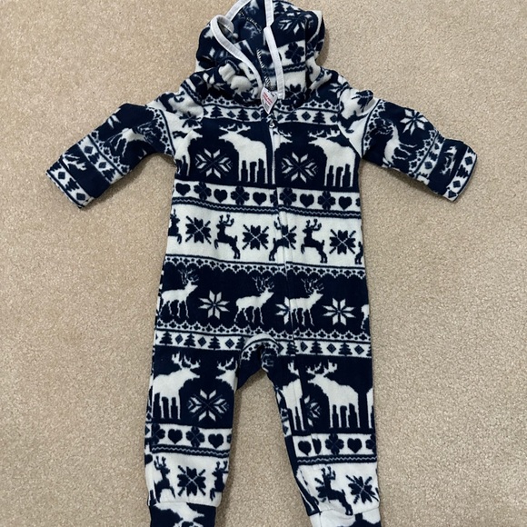 Family Christmas pajamas - Picture 2 of 3